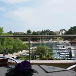 Apartamento Robert Porat (Krk)