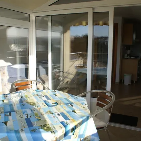 Robert Apartment *