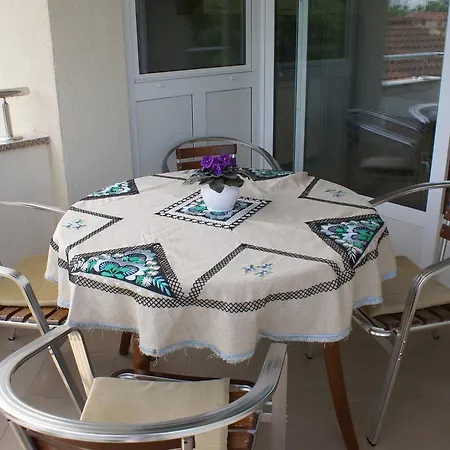 Robert Apartmán Porat (Krk)