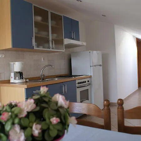 Robert Apartment